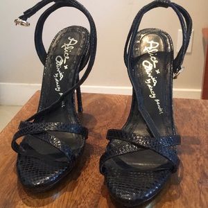 Alice+Olívia stilettos